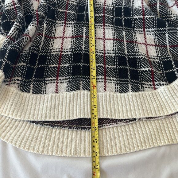 Talbots Cowlneck Cape Poncho Size Small Lambswool‎ Plaid Knitted Black Cream - Picture 10 of 10